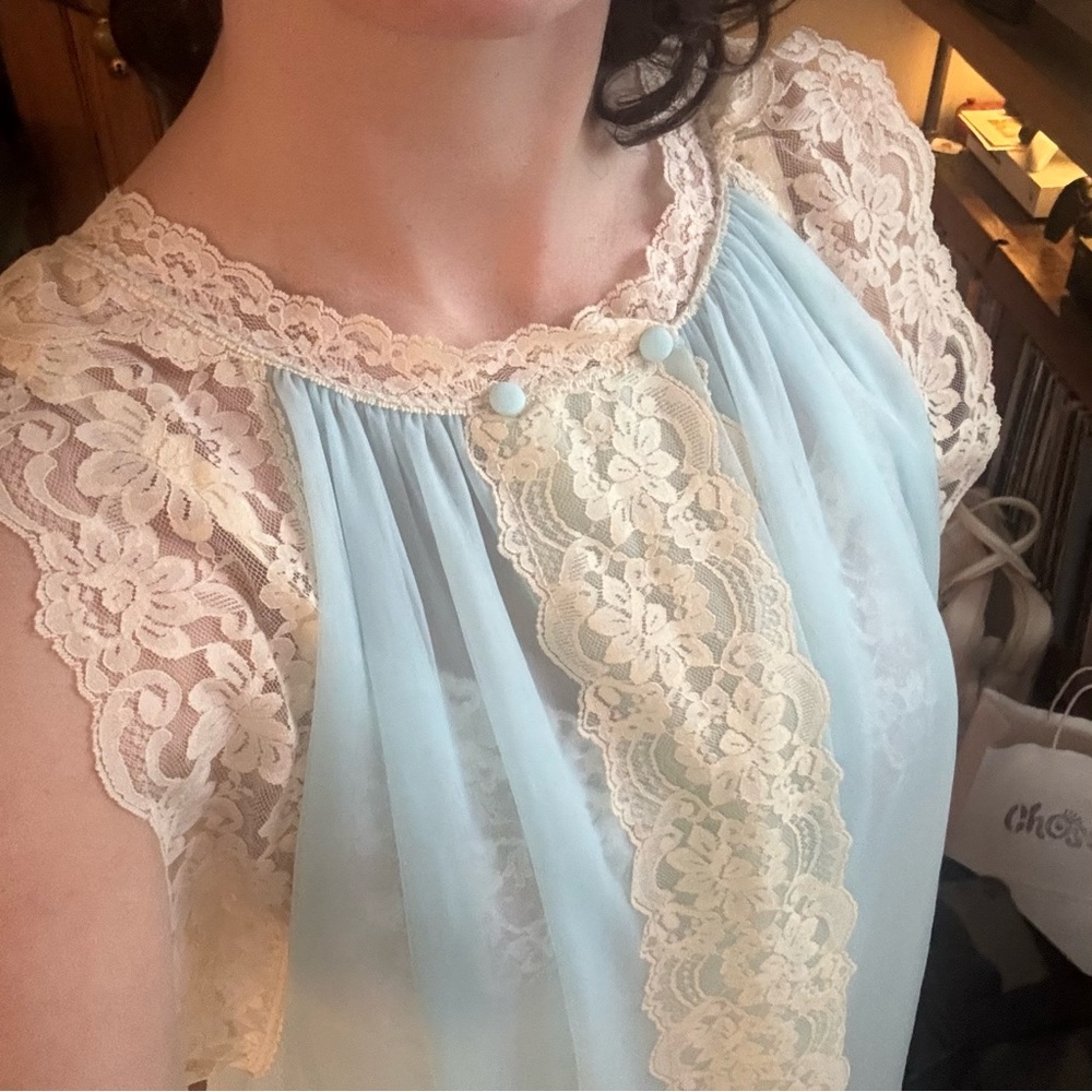 🦋 1960’s Peignoir Robe 🦋 - Picture 12 of 13